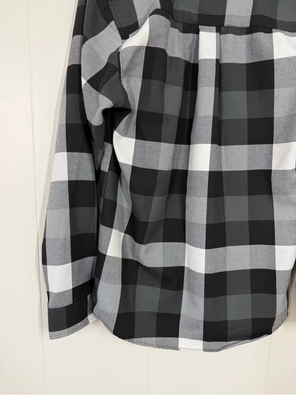 Dixxon Flannel Company Finish Line Black & White Long Sleeve Flannel